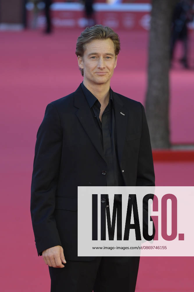 Alexander Fehling attends the red carpet for the film LEurotrashi at the 2026 Rome Film Fest, held at the Auditorium Parco della Musica. Rome Italy - ZUMAs197 20261016_aaa_s197_304