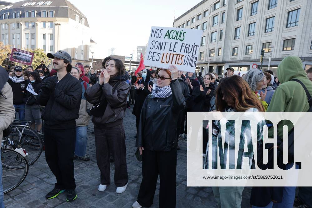This image shows youths gather for a protest action at the Central Station in Brussels on Saturday 17 October 2026. NICOLASxMAETERLINCK 190059821
