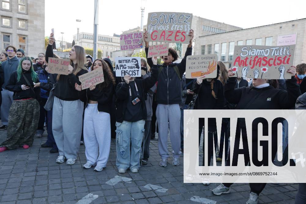 This image shows youths gather for a protest action at the Central Station in Brussels on Saturday 17 October 2026. NICOLASxMAETERLINCK 190060028