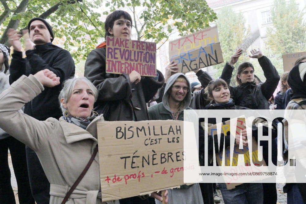 Berlin - Deutschland. Solidarität mit den Schüler:innen in Frankreich am Kleistpark.