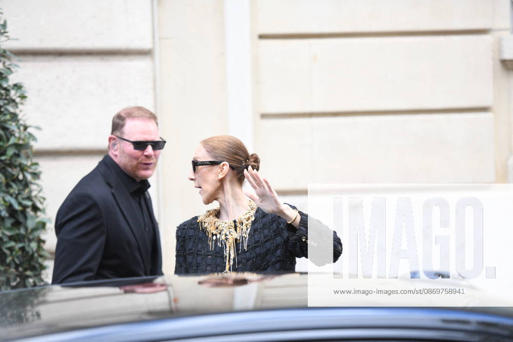 Celine Dion Leaves Her Hotel For Her Last Concert in Paris - France Celine Dion spend time with fans before her last concert in Paris, at hotel Royal Monceau in Paris, France on October 17, 2026. Photo by Florian Poitout ABACAPRESS.COM Paris France
