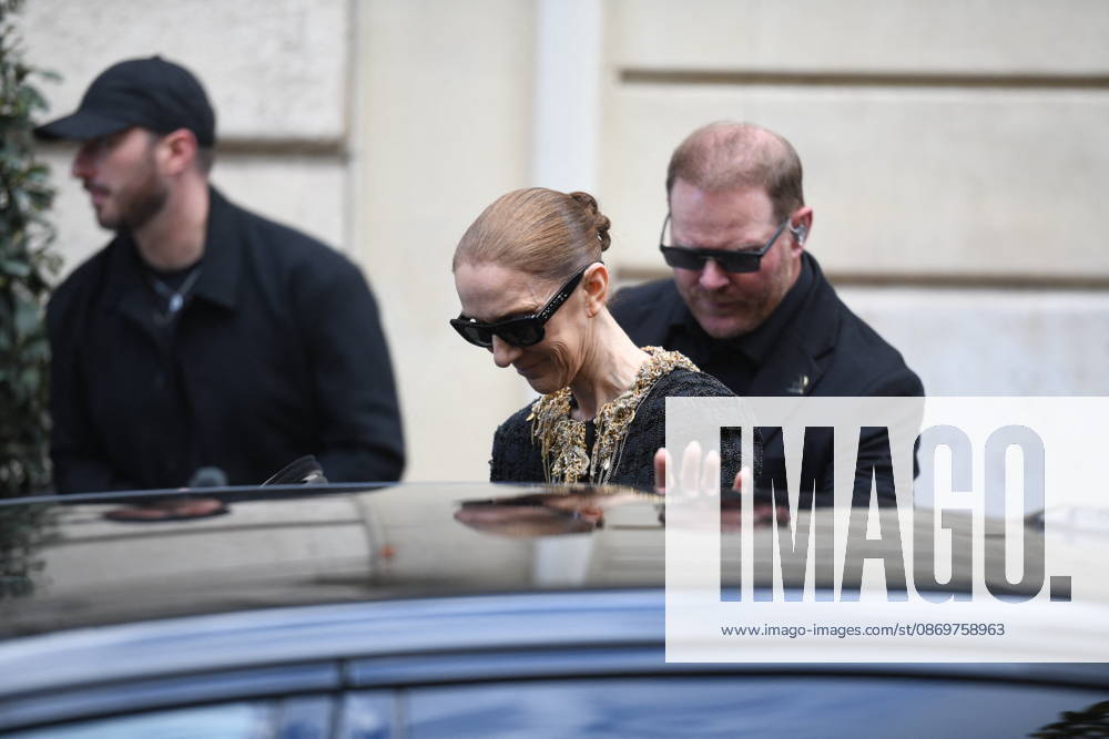 Celine Dion Leaves Her Hotel For Her Last Concert in Paris - France Celine Dion spend time with fans before her last concert in Paris, at hotel Royal Monceau in Paris, France on October 17, 2026. Photo by Florian Poitout ABACAPRESS.COM Paris France