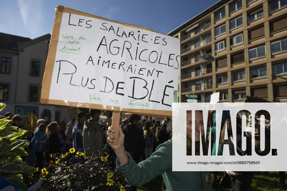 High Cost of Living Protest - Gap A demonstrator holds a sign reading Les salarié.es agricoles aimeraient plus de blé ( Agricultural workers would like more wheat ) during the march in Gap, France, on October 17, 2026. Photo by Thibaut Durand ABACAPRESS.COM Gap Provence-Alpes-Cote d Azur France