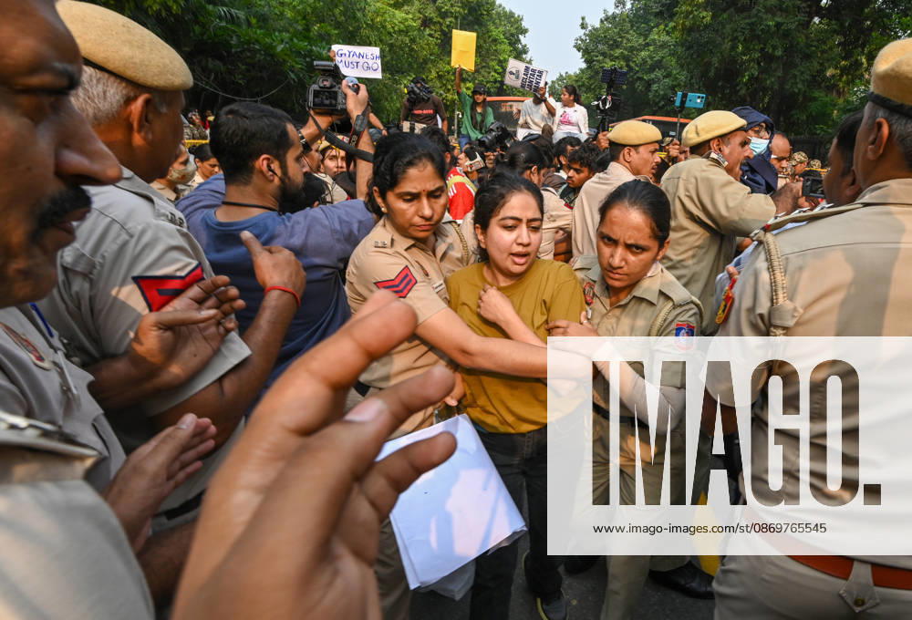 Delhi Police and paramilitary personnel detain members and workers of various organisations during a protest against Chief Election Commissioner Gyanesh Kumar and the Special Intensive Revision (SIR) of electoral rolls on Raisina Road on October 17, 2026 in New Delhi, India. (Photo by Raj K Raj Hindustan Times ) CJP Supporters Protest Demanding CEC Gyanesh Kumar s Resignation Over Voter List Changes