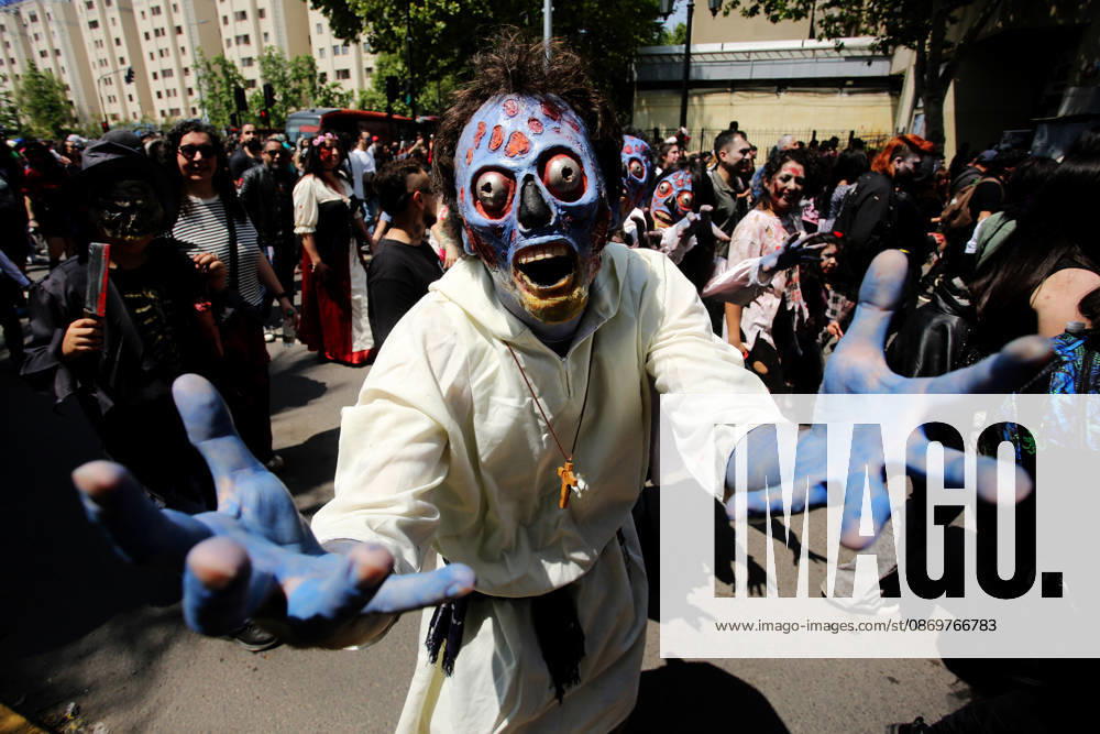 The 2026 Zombiewalk takes place in downtown Santiago. Jonnathan Oyarzun Aton Chile, Santiago, Chile Aton 1200444
