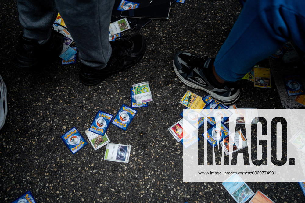 Protest against the high cost of living in Lyon on October 17, 2026 Nicolas Liponne MAXPPP Lyon 10 17 2026 The Micromania store was looted during the protest against the high cost of living in Lyon, October 17, 2026 Numerous clashes took place throughout the day between protesters and law enforcement Several stores were looted, and some were set on fire in the city center. The Micromania store was looted during the protest against the high cost of living in Lyon on October 17, 2026. Numerous clashes took place throughout the day between protesters and law enforcement. Several stores were looted and, in some cases, set on fire in the city center. Lyon, Auvergne-Rhône-Alpes, France