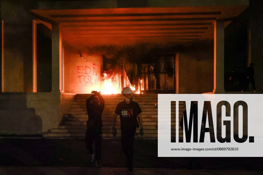 Fires And Clashes In Tirana TIRANA, ALBANIA, OCTOBER 17, 2026: Demonstrators clash with riot police near the Prime Ministers Office during student-led anti-government protests in central Tirana. Protesters throw stones and pyrotechnics, while police use tear gas, water cannons and rubber bullets. Fires break out at the High Court and the entrance to a Bank of Albania building as unrest continues for a fifth consecutive day. Demonstrators demand better university conditions and the resignation of Prime Minister Edi Rama. Tirana Albania
