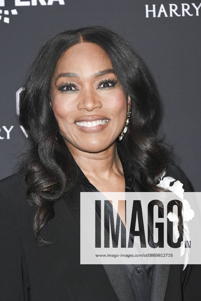 Angela Bassett at arrivals for LA Opera s Opening Night Gala, Dorothy Chandler Pavilion in The Music Center, Los Angeles, CA, October 17, 2026. Photo By: Elizabeth Goodenough Everett Collection LA Opera s Opening Night Gala PUBLICATIONXNOTxINxCANxCHNxFRAxITAxJPNxNORxPOLxRUSxESPxUKxUSA