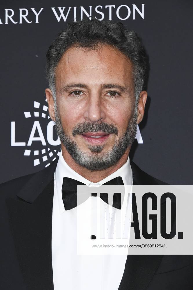 Enrique Martinez Celaya at arrivals for LA Opera s Opening Night Gala, Dorothy Chandler Pavilion in The Music Center, Los Angeles, CA, October 17, 2026. Photo By: Elizabeth Goodenough Everett Collection LA Opera s Opening Night Gala PUBLICATIONXNOTxINxCANxCHNxFRAxITAxJPNxNORxPOLxRUSxESPxUKxUSA