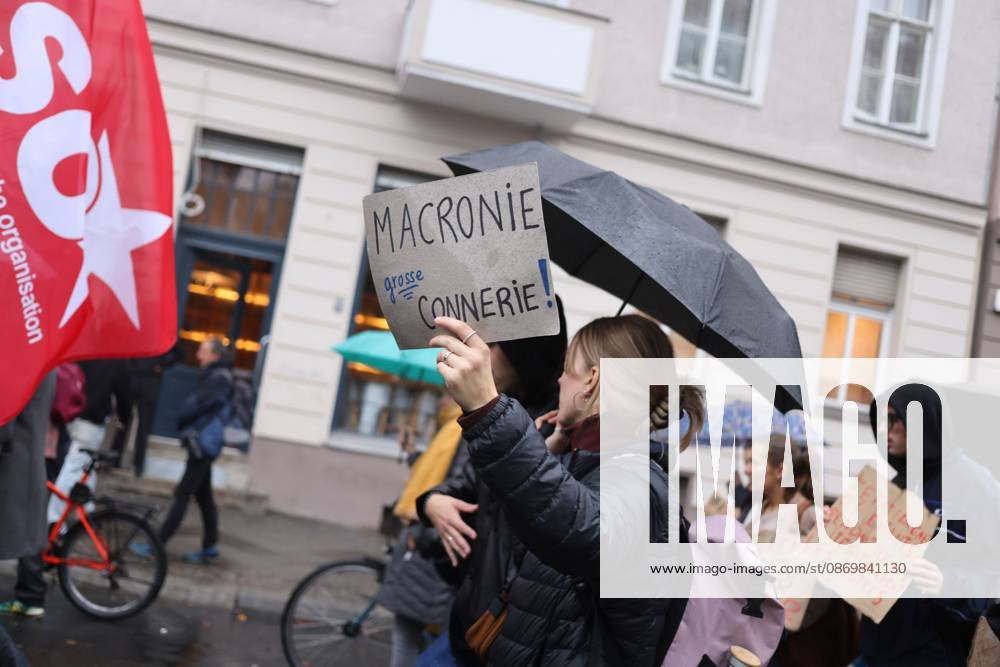 Berlin Rally Supports French Students BERLIN, GERMANY, OCTOBER 17, 2026: Demonstrators gather in solidarity with students protesting in France, calling for better education funding and improved school conditions. The rally forms part of solidarity actions supporting the French student movement. Berlin Berlin Germany