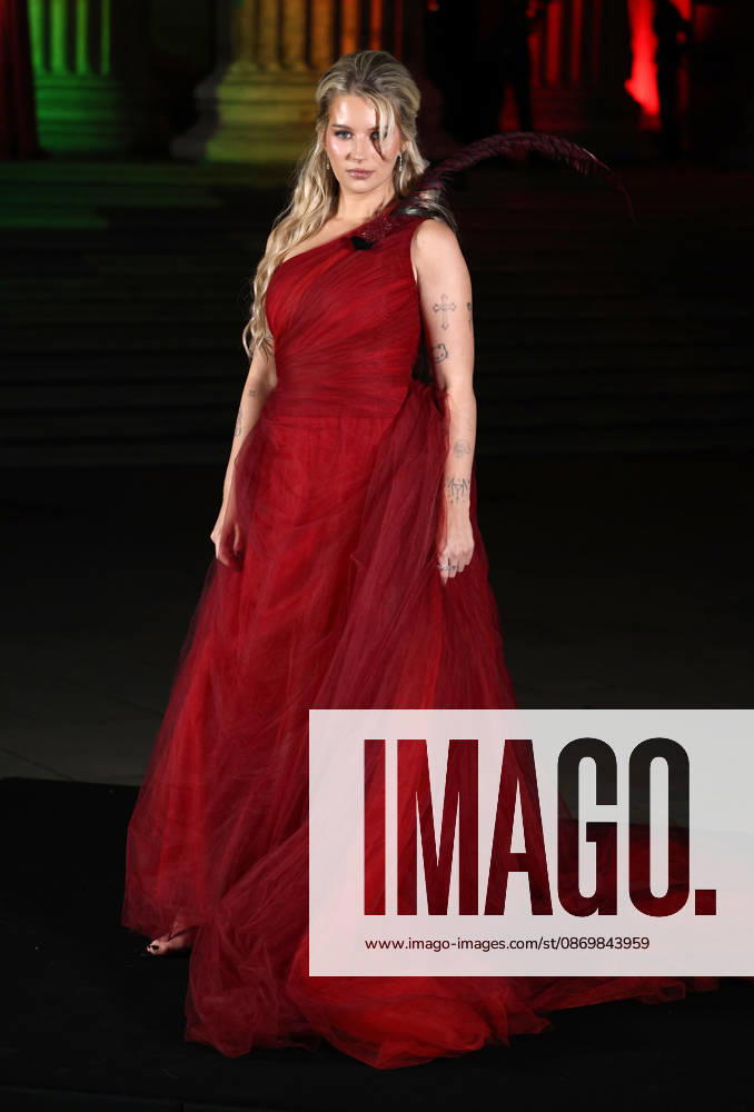 The British Museum Ball 2026 at The British Museum in London, England Lottie Moss attends The British Museum Ball 2026 at The British Museum in London, England on October 17, 2026. London The British Museum UK