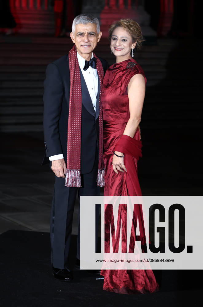 The British Museum Ball 2026 at The British Museum in London, England Mayor of London Sadiq Khan and his wife Saadiya Ahmed attend The British Museum Ball 2026 at The British Museum in London, England on October 17, 2026. London The British Museum UK