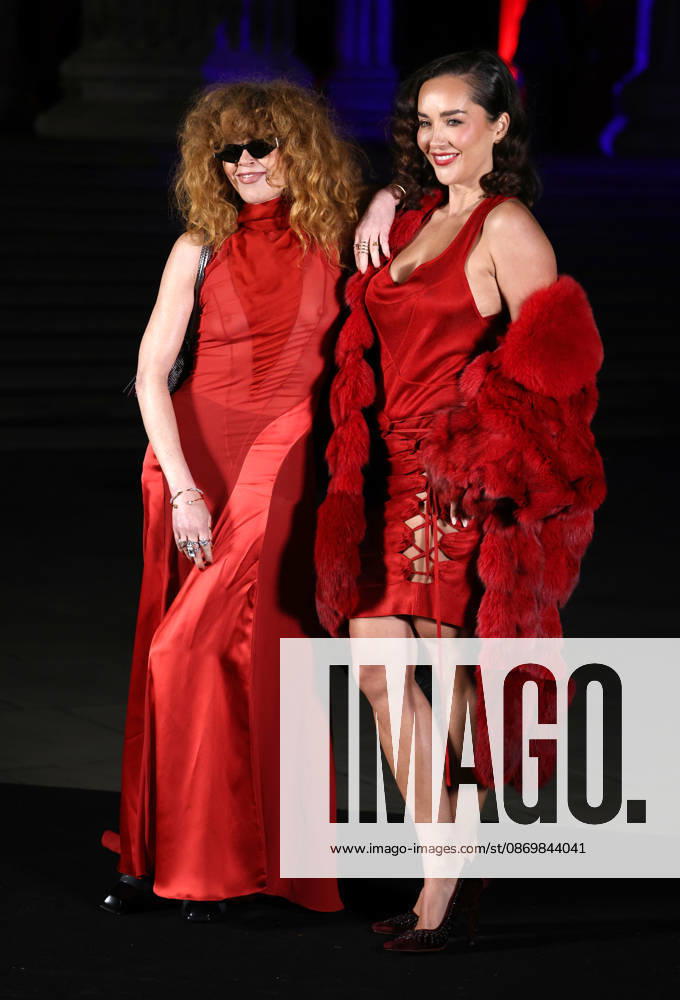 The British Museum Ball 2026 at The British Museum in London, England Natasha Lyonne and Elena Ora attend The British Museum Ball 2026 at The British Museum in London, England on October 17, 2026. London The British Museum UK