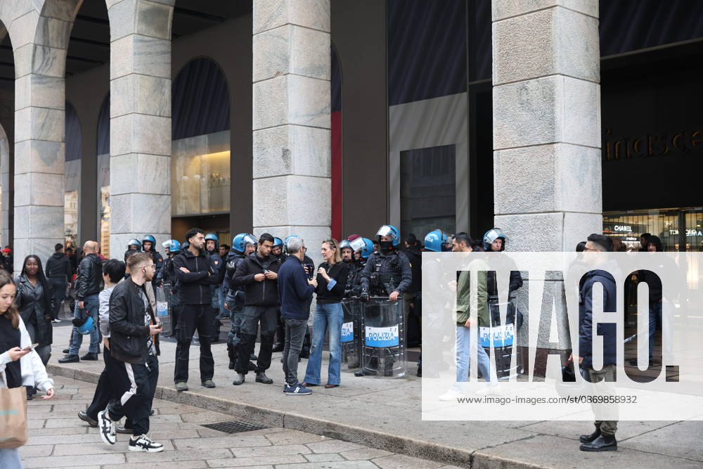 IPA89860586 - Milan: Clashes and looting by hooded youths continued in the city center the day after the demonstration on Saturday, the 17th; many hooded individuals were detained and taken to police headquarters.