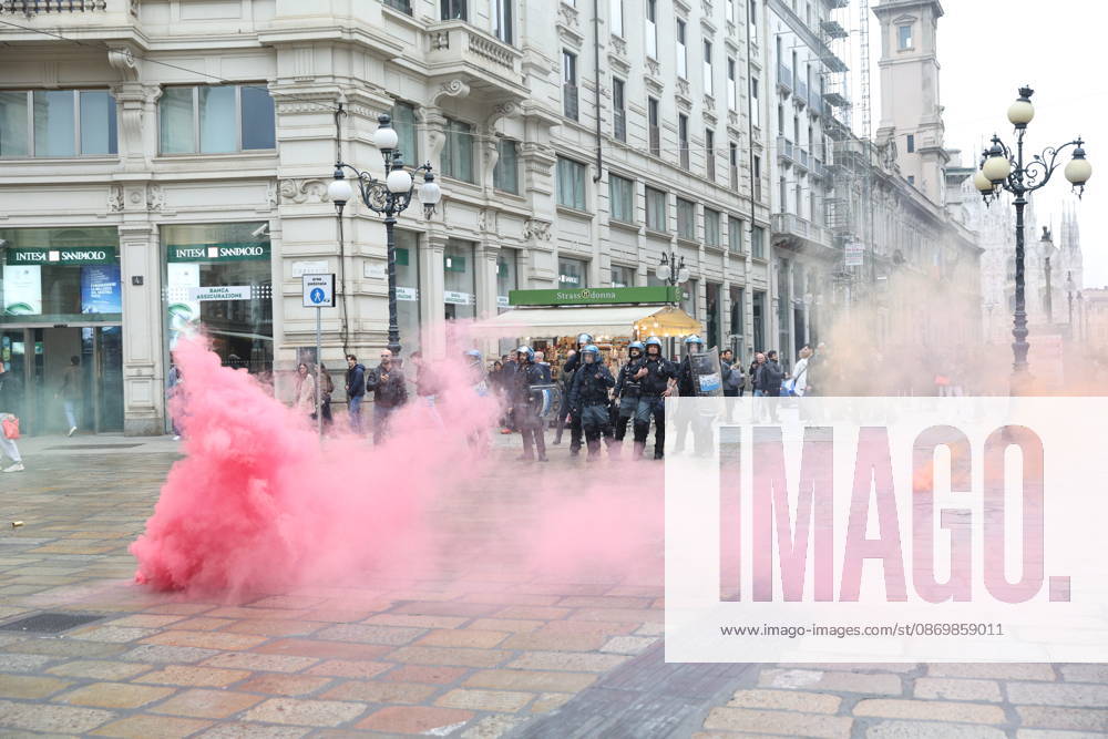 IPA89860604 - Milan: Clashes and looting by hooded youths continued in the city center the day after the demonstration on Saturday, the 17th; many hooded individuals were detained and taken to police headquarters.