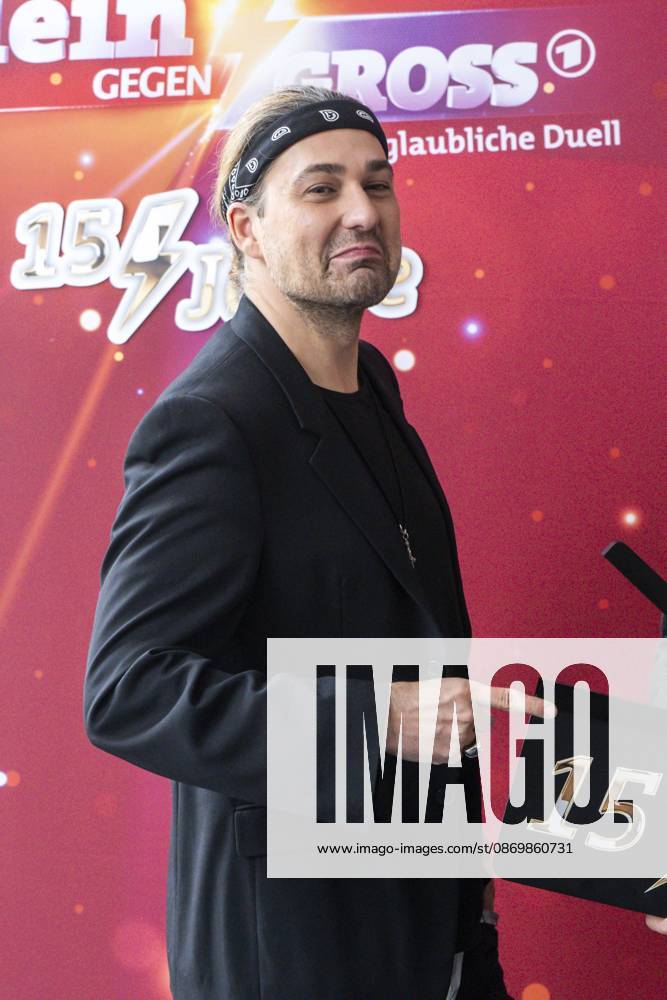 ABB KLEINGROSS- David Garrett beim Fotocall zu der ARD TV Fernsehshow Klein gegen Groß Gross - Das unglaubliche Duell Die 15-Jahre-Jubilaeumsshow in Studio Berlin Adlershof Studio H in Berlin am 18.10.2026 Berlin Deutschland