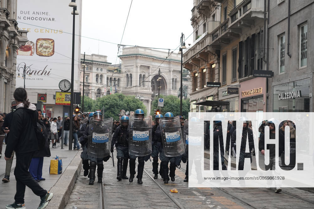 IPA89864127 - Milan: More clashes and looting by hooded youths in the city center the day after the demonstration on Saturday, the 17th; many hooded individuals were detained and taken to police headquarters