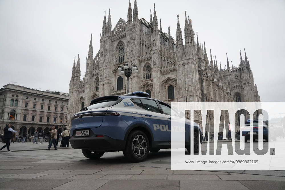 IPA89864146 - Milan: More clashes and looting by hooded youths in the city center the day after the demonstration on Saturday, the 17th; many hooded individuals were detained and taken to police headquarters