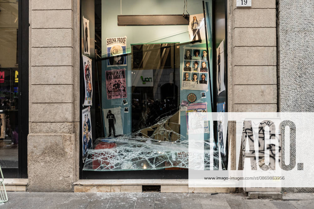 Police detain 160 as unrest continues for second day in Milan MILAN, ITALY - OCTOBER 18: A shop with a smashed storefront window is seen following protests in Milan, Italy, on October 18, 2026. Groups threw stones, bottles, firecrackers and barriers at police officers, who responded with tear gas and water cannon, while shops were damaged and looted around the city center and a Carabinieri vehicle was destroyed. Andrea Carrubba Anadolu Milan Italy. Editorial use only. Please get in touch for any other usage.