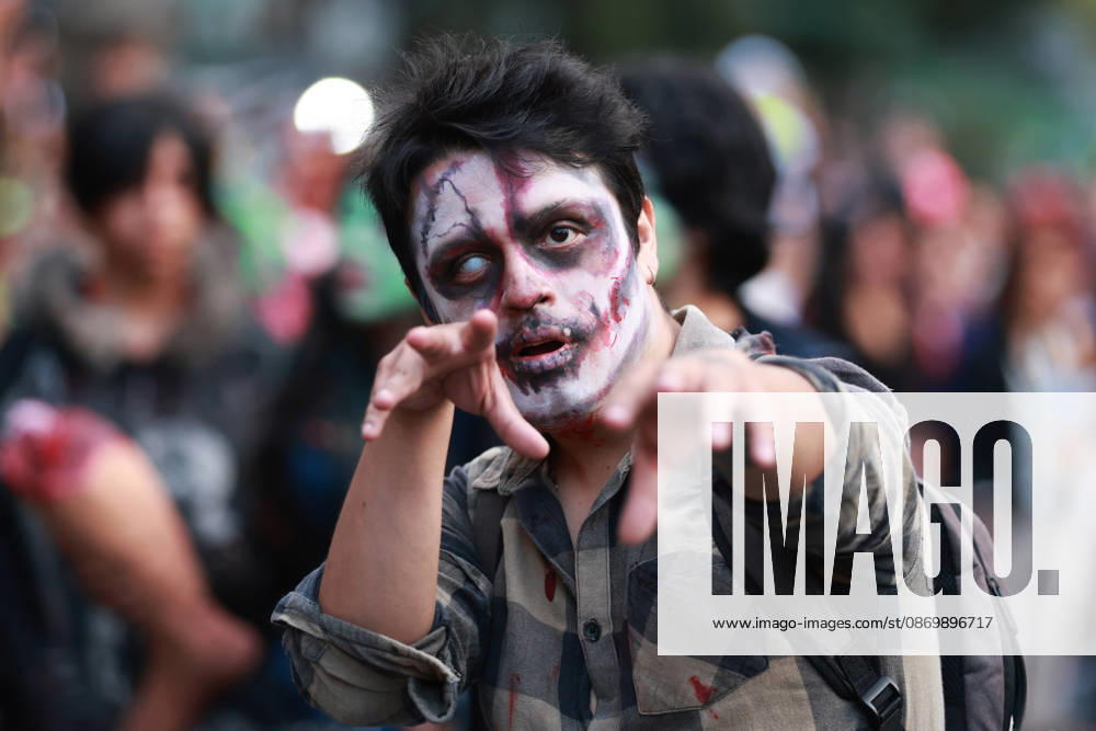 Thousands join annual Zombie Walk in Mexico City MEXICO CITY, MEXICO - OCTOBER 18: A person in costume takes part in the annual Zombie Walk along the streets of the historic center in Mexico City, Mexico, on October 18, 2026. Thousands of people dressed as zombies and horror movie characters gather for the event, which is held annually in major cities around the world. Daniel Cardenas Anadolu Mexico City Mexico. Editorial use only. Please get in touch for any other usage.