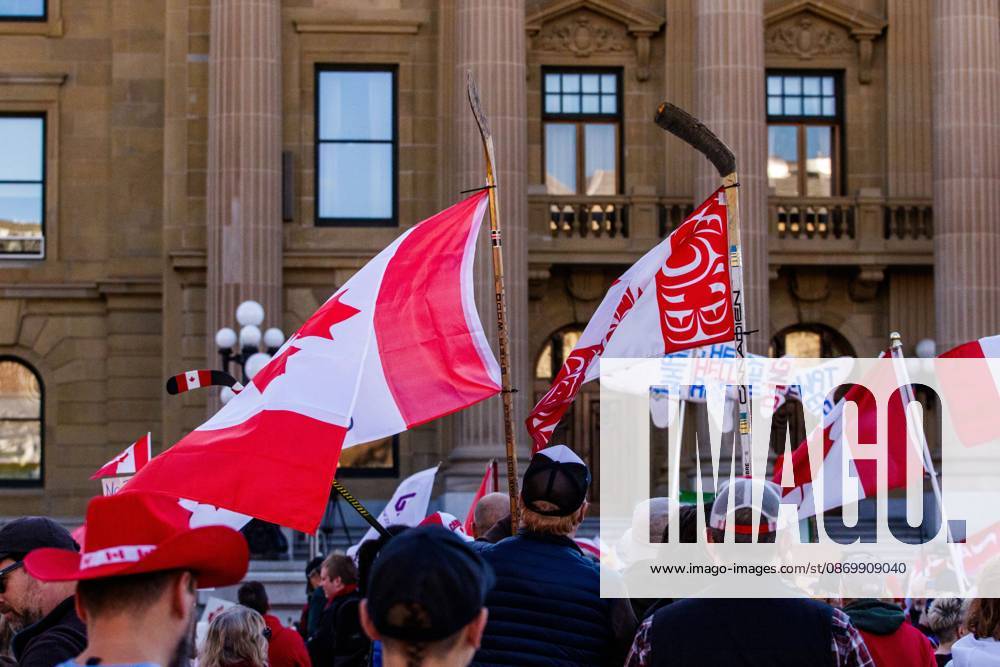 6K show up in support of Canadian Unity in ahead of Alberta Referendum in Edmonton,Canada - 18 Oct, 2026 Attendees display both Canadian Design and Indigenous design of the Canadian Flag in support of the Alberta Federation of Labour s Canada Unity Rally ahead of the Alberta Referendum. With less than 24 hours until Referendum voting starts, the Alberta Federation of Labour and Fight Back supporters rallied at the Alberta Legislature grounds to support a Unified Alberta in Canada and oppose the prospect of separation from Canada. The group is opposed to the 9 other questions on the Alberta referendum ballots. Edmonton Canada