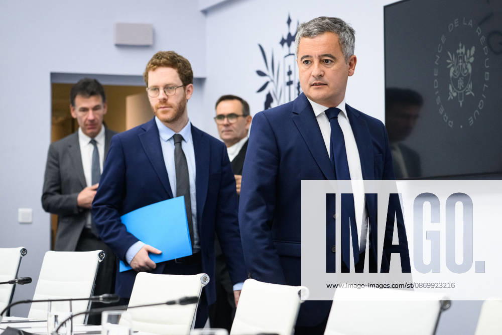 David Amiel, Minister of Public Action and Public Accounts, and Gérald Darmanin, Minister of Justice, at an interministerial RIM crisis meeting following the incidents, looting, and vandalism associated with the demonstrations on October 17, 2026, in Paris, October 18, 2026 Eric Tschaen Pool Bestimage Interministerial Crisis Meeting (RIM) in response to the incidents, looting, and vandalism associated with the demonstrations on October 17, 2026, Paris, France