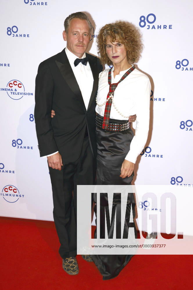 Johannes Zirner und Bibiana Beglau bei der 80 Jahre CCC Filmkunst Gala in den CCC Filmstudios. Berlin
