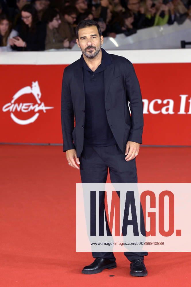 Edoardo Leo bei der Premiere des Dokumentarfilms In un battito auf dem 21. Internationalen Filmfestival von Rom Festa del Cinema di Roma 2026 im Auditorium Parco della Musica. Rom