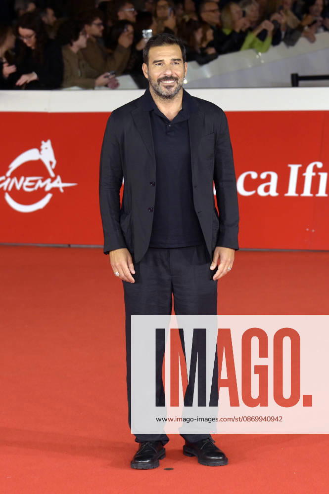 Edoardo Leo bei der Premiere des Dokumentarfilms In un battito auf dem 21. Internationalen Filmfestival von Rom Festa del Cinema di Roma 2026 im Auditorium Parco della Musica. Rom