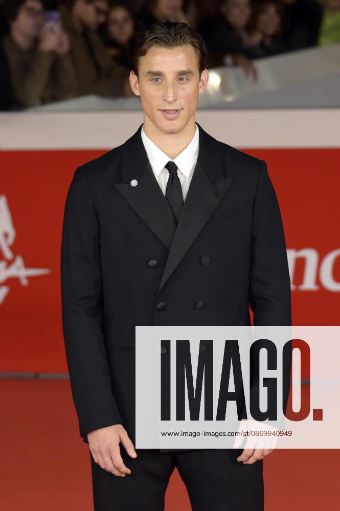 Edoardo Bove bei der Premiere des Dokumentarfilms In un battito auf dem 21. Internationalen Filmfestival von Rom Festa del Cinema di Roma 2026 im Auditorium Parco della Musica. Rom