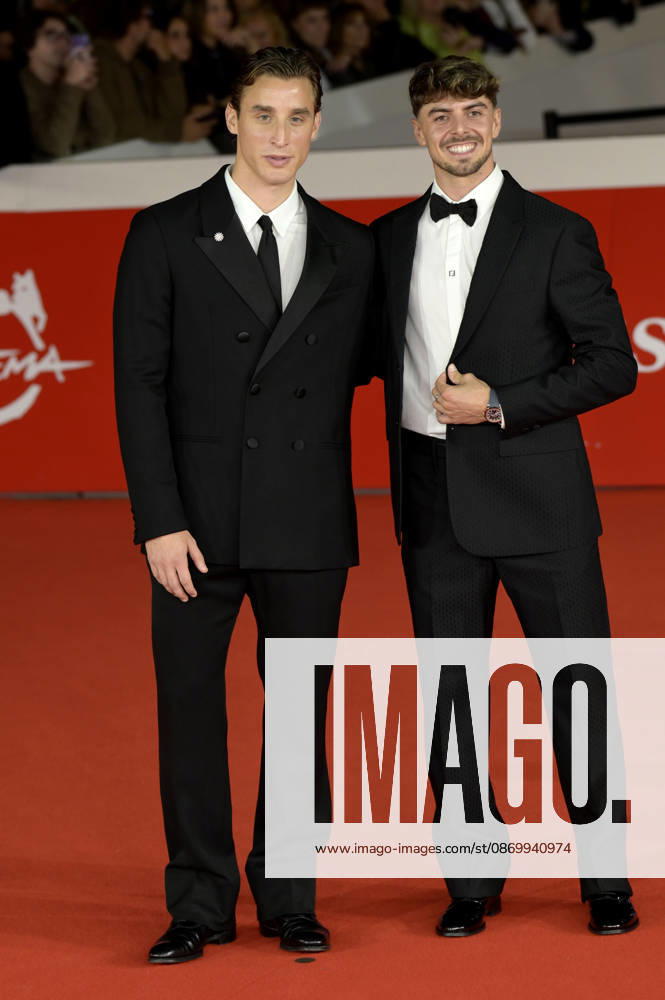 Edoardo Bove und Fabio Di Giannantonio bei der Premiere des Dokumentarfilms In un battito auf dem 21. Internationalen Filmfestival von Rom Festa del Cinema di Roma 2026 im Auditorium Parco della Musica. Rom