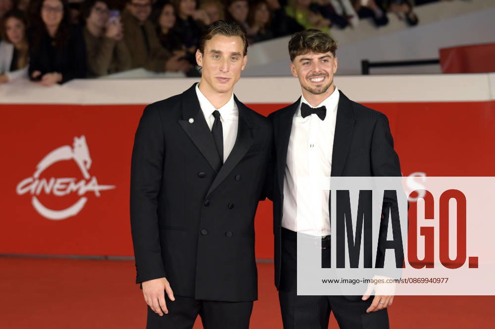 Edoardo Bove und Fabio Di Giannantonio bei der Premiere des Dokumentarfilms In un battito auf dem 21. Internationalen Filmfestival von Rom Festa del Cinema di Roma 2026 im Auditorium Parco della Musica. Rom