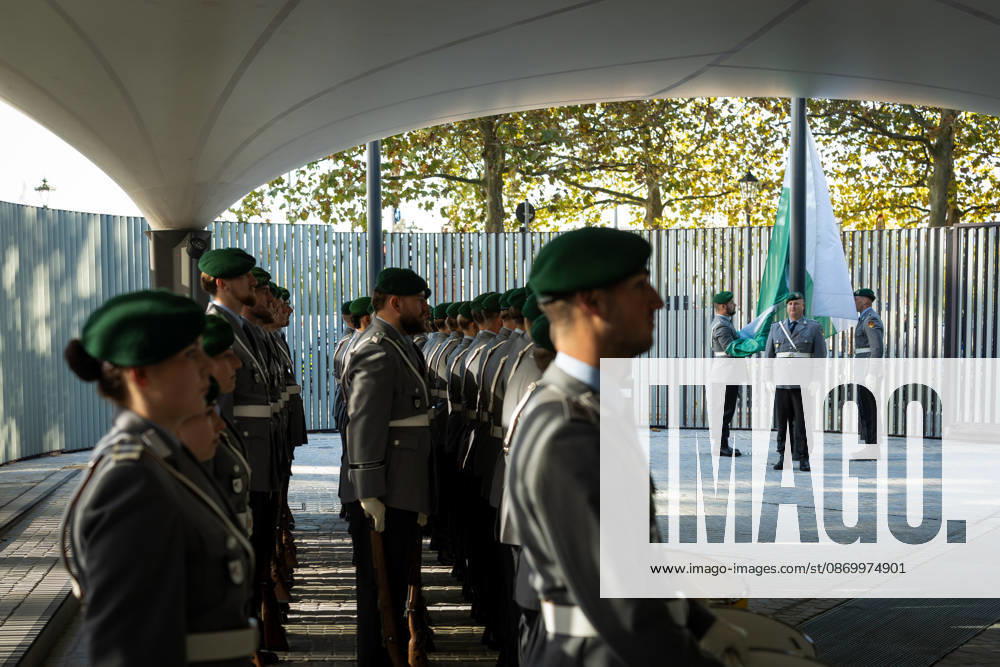 Bundespräsident, Frank-Walter Steinmeier, Akkreditierung von Botschaftern Berlin, Amtssitz am Spreebogen, Bundespräsident, Frank-Walter Steinmeier, Akkreditierung von Botschaftern, Bundeswehr Berlin Berlin GER