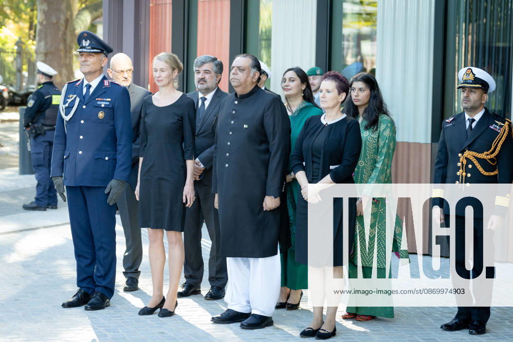 Bundespräsident, Frank-Walter Steinmeier, Akkreditierung von Botschaftern Berlin, Amtssitz am Spreebogen, Bundespräsident, Frank-Walter Steinmeier, Akkreditierung von Botschaftern, Bundeswehr, Botschafter, Pakistan, Salman Sharif Berlin Berlin GER