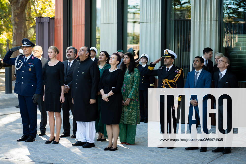 Bundespräsident, Frank-Walter Steinmeier, Akkreditierung von Botschaftern Berlin, Amtssitz am Spreebogen, Bundespräsident, Frank-Walter Steinmeier, Akkreditierung von Botschaftern, Bundeswehr, Botschafter, Pakistan, Salman Sharif Berlin Berlin GER