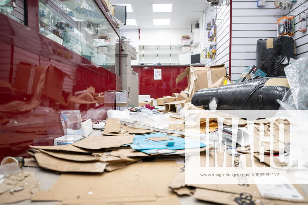 Shops Looted After the October 17th Demonstration - Paris AJ This photo shows the Lyca Mobile at the Boulevard de Magenta store after it has been looted, ransacked, and vandalized on October 19, 2026 two days after riots and looting occurred (pillage) on the sidelines of nationwide cost-of-living demonstrations. Photo by Alexis Jumeau ABACAPRESS.COM Paris France