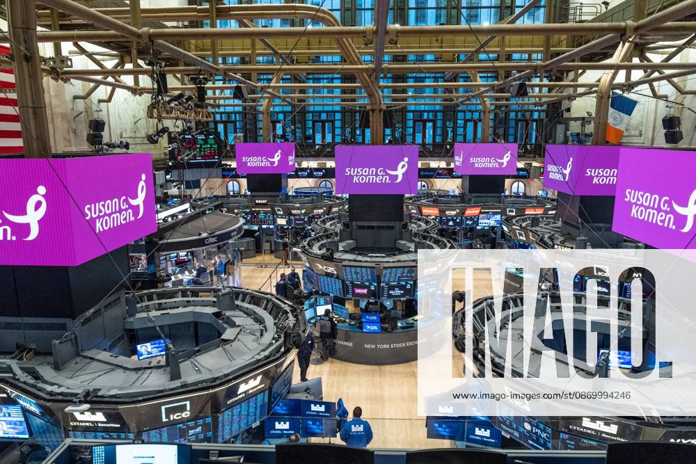 Atmosphere on the trading floor of the New York Stock Exchange (NYSE) during opening hours in New York, NY on October 19, 2026. New York USA - ZUMAr339 20261019_znp_r339_012