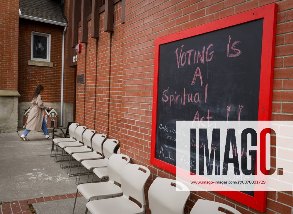 A voter enters a polling station to cast their vote in the Alberta referendum in Calgary, Monday, Oct. 19, 2026. Calgary CANADA - ZUMAc35_ 20261019_zaf_c35_057