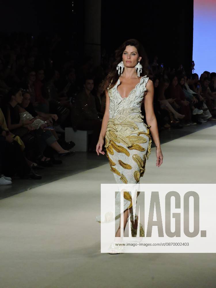 Ammi fashion show at SPFW Sao Paulo (SP), 10 18 2026 - Fashion SPFW Runway - The brand Ammi presents the Forma Viva collection on the last day of Sao Paulo Fashion Week. The brand featured model Isabeli Fontana, whose husband, singer Di Ferrero, was in the audience.(Foto: Leandro Chemalle Thenews2 imago images) ammi fashion show at SPFW