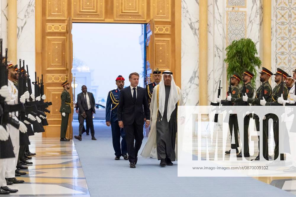 French President Emmanuel Macron in UAE ABU DHABI, UAE - OCTOBER 19: (---- – MANDATORY CREDIT - GOVERNMENT OF ABU DHABI MEDIA OFFICE HANDOUT - NO MARKETING NO ADVERTISING CAMPAIGNS - DISTRIBUTED AS A SERVICE TO CLIENTS----) French President Emmanuel Macron (L) meets with UAE President Sheikh Mohamed bin Zayed Al Nahyan (R) at Qasr Al Watan in Abu Dhabi, United Arab Emirates, on October 19, 2026. The meeting took place during the second leg of Macron s four-nation tour of the Gulf region. Abu Dhabi Government Media Office Anadolu Abu Dhabi United Arab Emirates. Editorial use only. Please get in touch for any other usage.