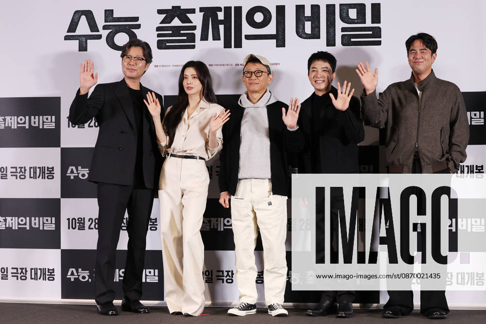 Movie Ugly Duckling Ms. Maeng Movie Ugly Duckling Ms. Maeng The stars of the new movie Ugly Duckling Ms. Maeng -- Yoo Jae-myung, Lee Sun-bin, Kim Young-min and Jeon Seok-ho (L to R) -- along with director Lee Yong-jae (C) -- pose for a photo during a publicity event in Seoul on Oct. 19, 2026, to promote the movie, set to hit local screens in South Korea on Oct. 28. (Yonhap) 2026-10-20 08:02:14 <Copyright ¨Ï 1980-2026 YONHAPNEWS AGENCY. .> ¼¿ïƯº°½Ã