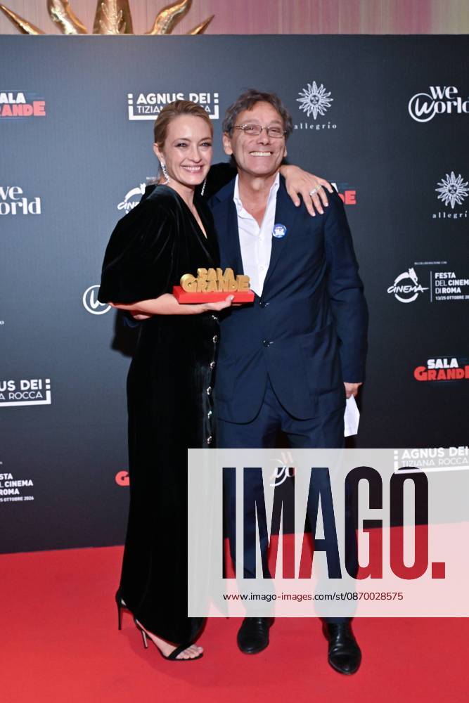IPA89934654 - Rome: Allegrio Roma. Charity Event for WeWorld. Pictured: Carolina Crescentini, Flavio Natalia