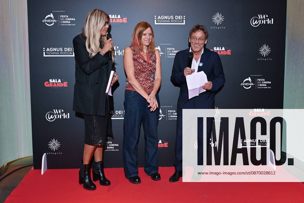IPA89934723 - Rome: Allegrio Roma. Charity Event for WeWorld. Pictured: Tiziana Rocca, Susanna Nicchiarelli, Flavio Natalia, Tiziana Rocca, guest, Susanna Nicchiarelli, Flavio Natalia