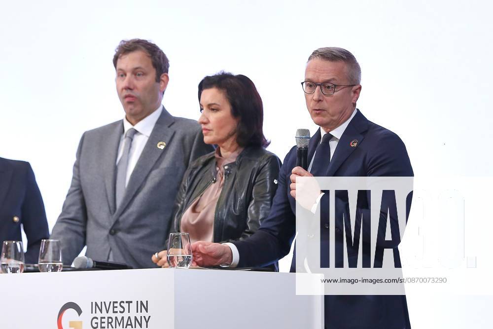 Berlin, Deutschland, 20.10.2026: ESMT: Invest in Germany Summit: Lars klingbeil, Bundesministerin für Forschung, Technologie und Raumfahrt Dorothee Bär (CSU), Bundesminister für Digitales und Staatsmodernisierung Karsten Wildberger (CDU)