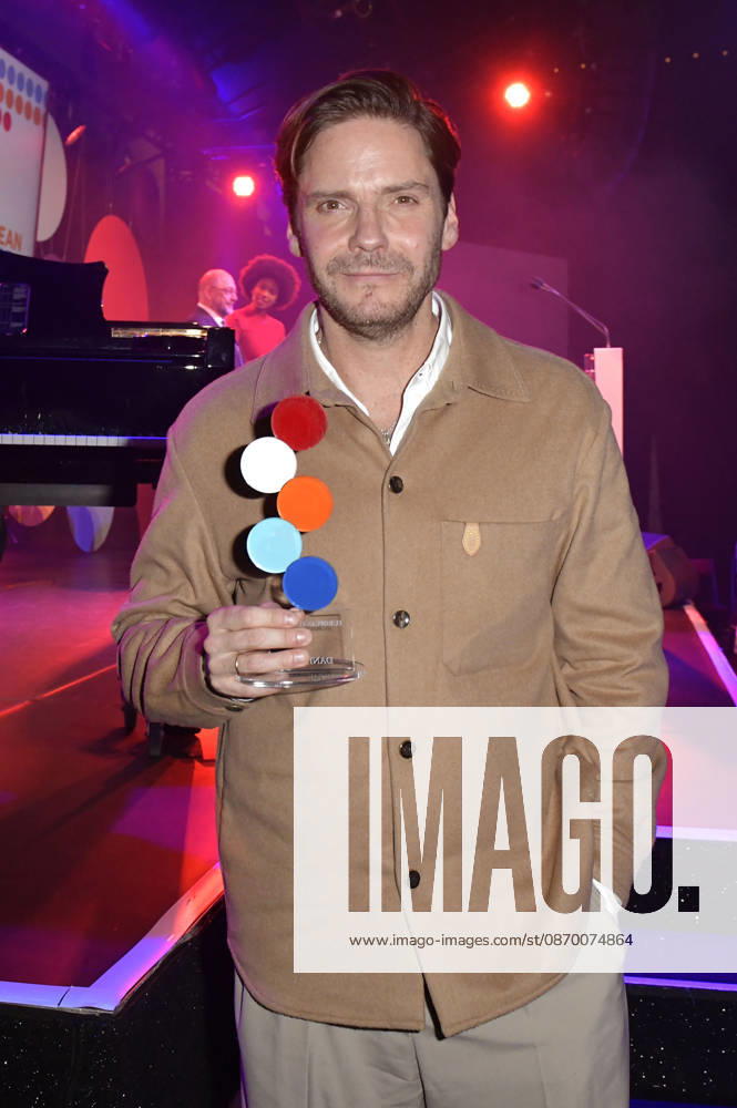 Daniel Brühl bei der Verleihung des European Future Award 2026 im Tipi am Kanzleramt. Berlin