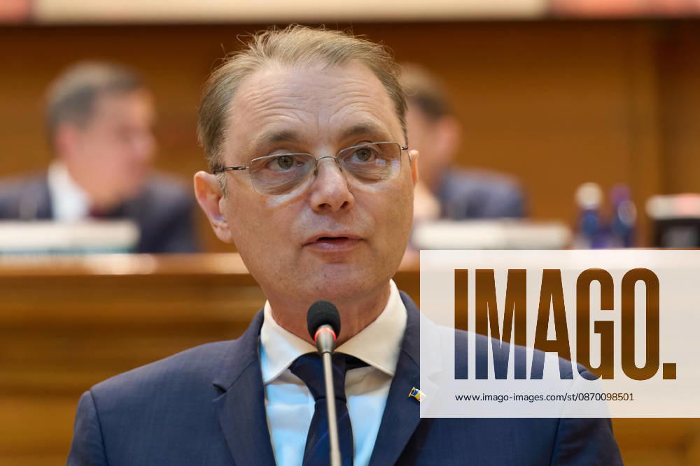 Luca Niculescu New Romanian Prime Minister Vote in Paliament Bucharest, Romania. 20th Oct, 2026: Luca Niculescu, prime minister‘designate, speaks during the vote on his cabinet in the Romanian Parliament. Bucharest Romania