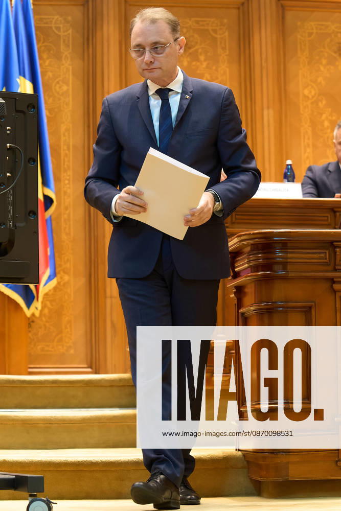 Luca Niculescu New Romanian Prime Minister Vote in Paliament Bucharest, Romania. 20th Oct, 2026: Luca Niculescu, prime minister‘designate, attends the vote on his cabinet in the Romanian Parliament. Bucharest Romania