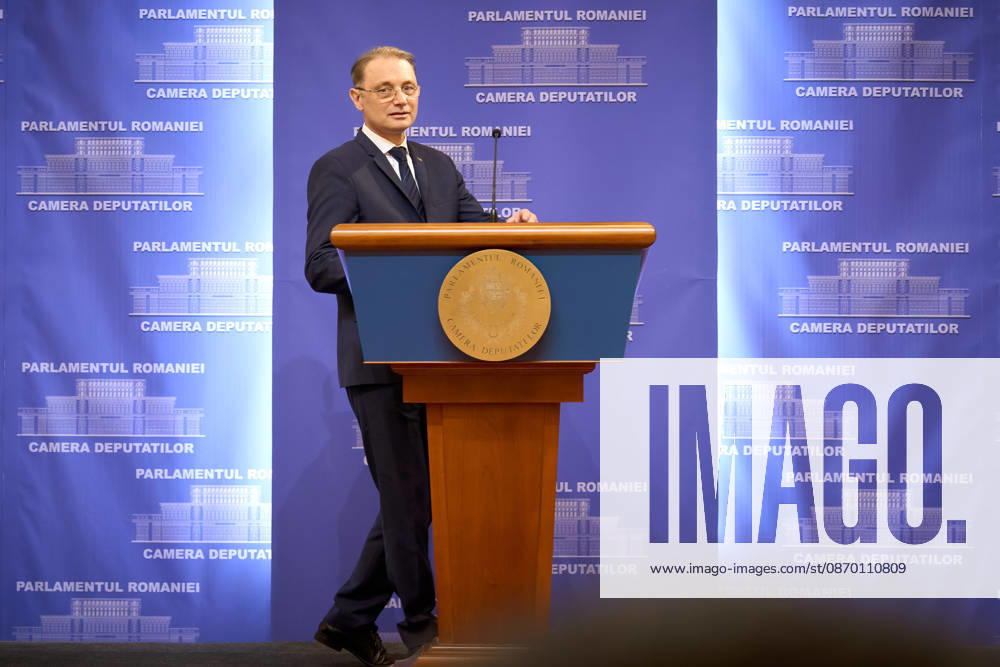 Luca Niculescu New Romanian Prime Minister After Confidence Vote Bucharest, Romania. 20th Oct, 2026: Luca Niculescu, Romania s new prime minister, makes a brief press statement after receiving the confidence vote in the Romanian Parliament. Bucharest Romania