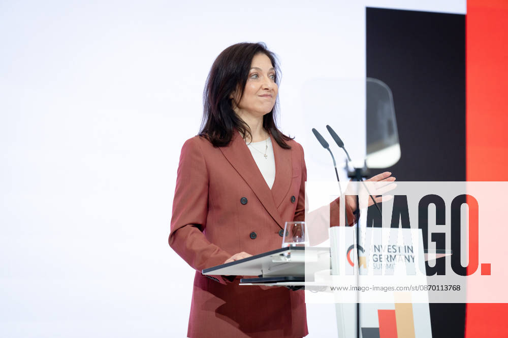 Invest in Germany Summit, Berlin, ESMT Invest in Germany Summit, Berlin, ESMT, Katherina Reiche, Bundeswirtschaftsministerin Berlin Berlin GER