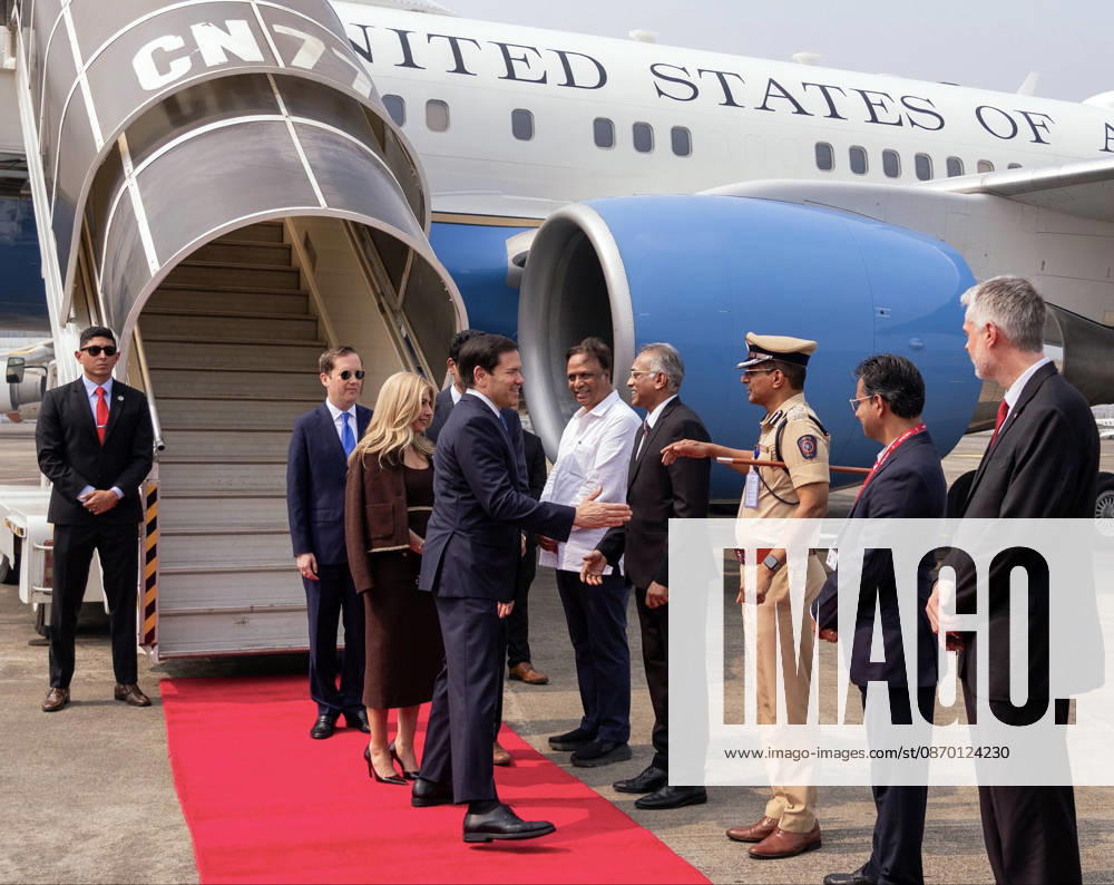 U.S. Secretary of State Marco Rubio arrives in Mumbai Mumbai, Oct 20 (ANI): U.S. Secretary of State Marco Rubio and his wife Jeanette Dousdebes Rubio receive a warm welcome upon their arrival at the airport, in Mumbai on Tuesday. U.S. Ambassador to India Sergio Gor present. (@USAmbIndia X ANI Photo) Mumbai Maharashtra India